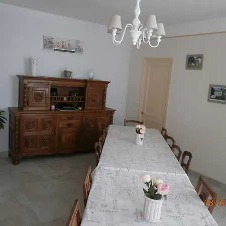 La Bertonniere לינה וארוחת בוקר